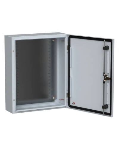 ЩМП-50.40.15 УХЛ1 IP66 500x400x150 TITAN 5 (TI5-10-N-050-040-015-66). Шкаф металлический с монтажной платой. IEK в Санкт-Петербурге