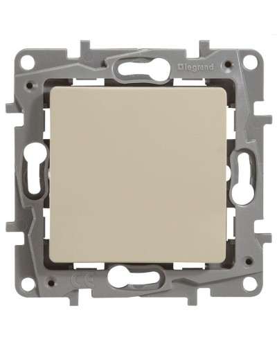 Выключатель 10AX-250В ETIKA, слоновая кость (672301). Выключатель. LegranD в Санкт-Петербурге
